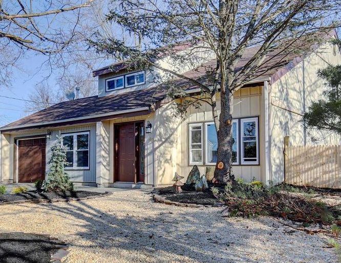 Newtons Corner Rd, Howell, NJ 07731, Foreclosure 236,000 4BD / 3BH