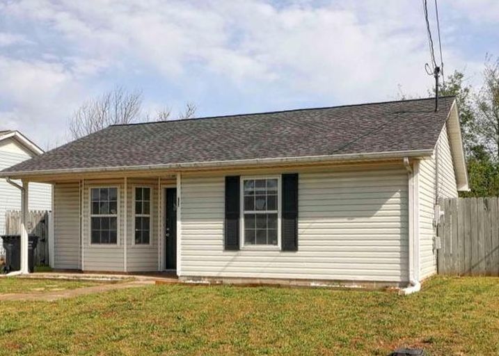Timothy Ave, Oak Grove, KY 42262, Foreclosure 64,000 2BD / 2BH