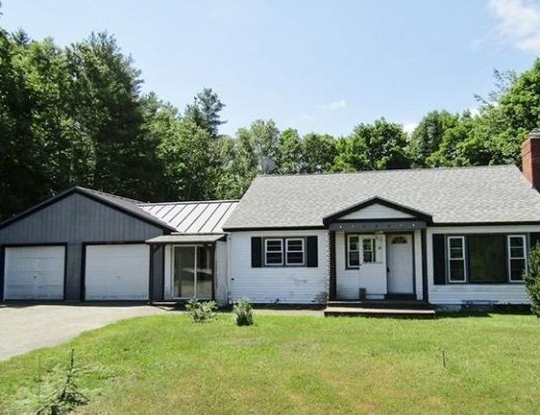 Pleasant St, Greenville, ME 04441, Foreclosure 120,000 3BD / 1BH