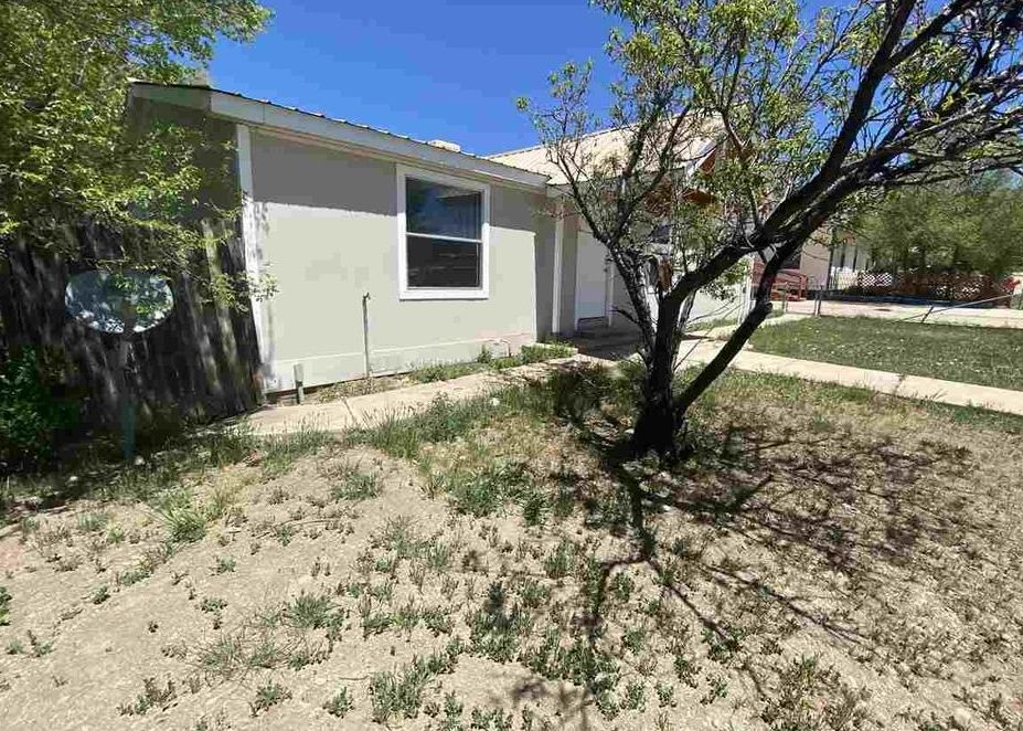 Don Gallegos Cir, Las Vegas, NM 87701, Foreclosure 135,000 3BD