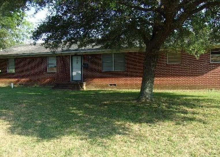 Gene Dr, Mount Pleasant, TX 75455, Foreclosure 69,000 3BD / 2BH