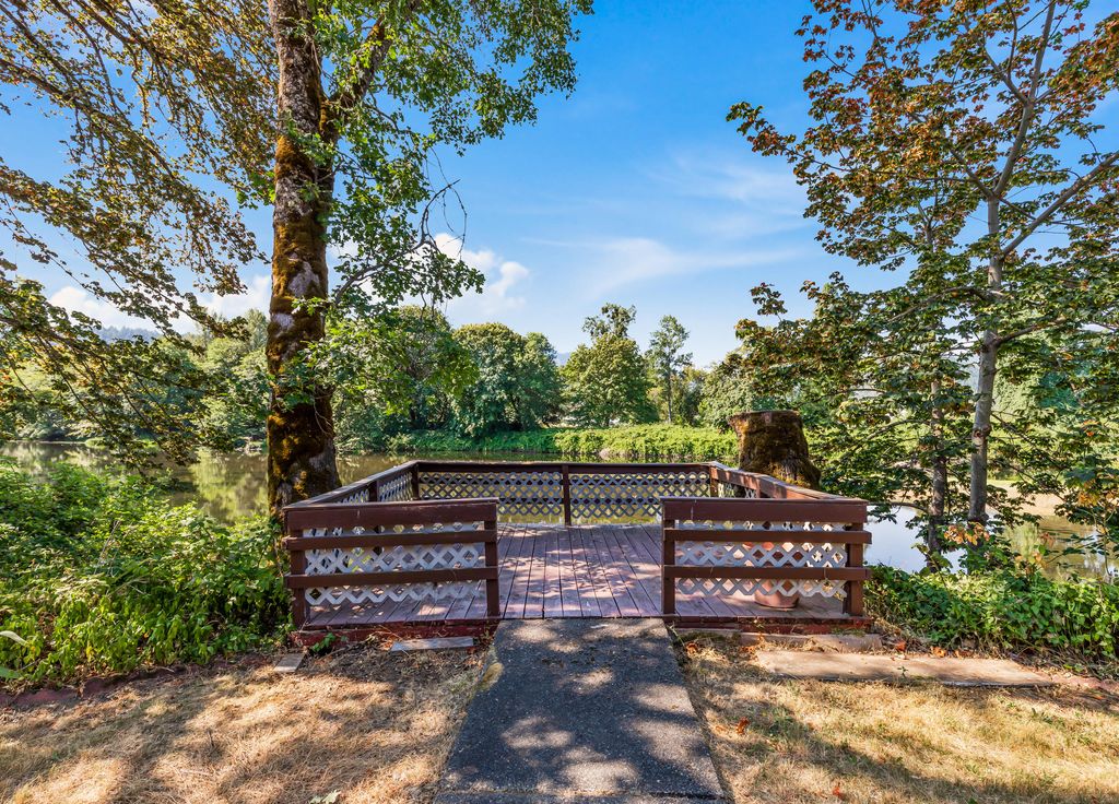 N Applegate Rd, Grants Pass, OR 97527, Foreclosure 425,000 4BD