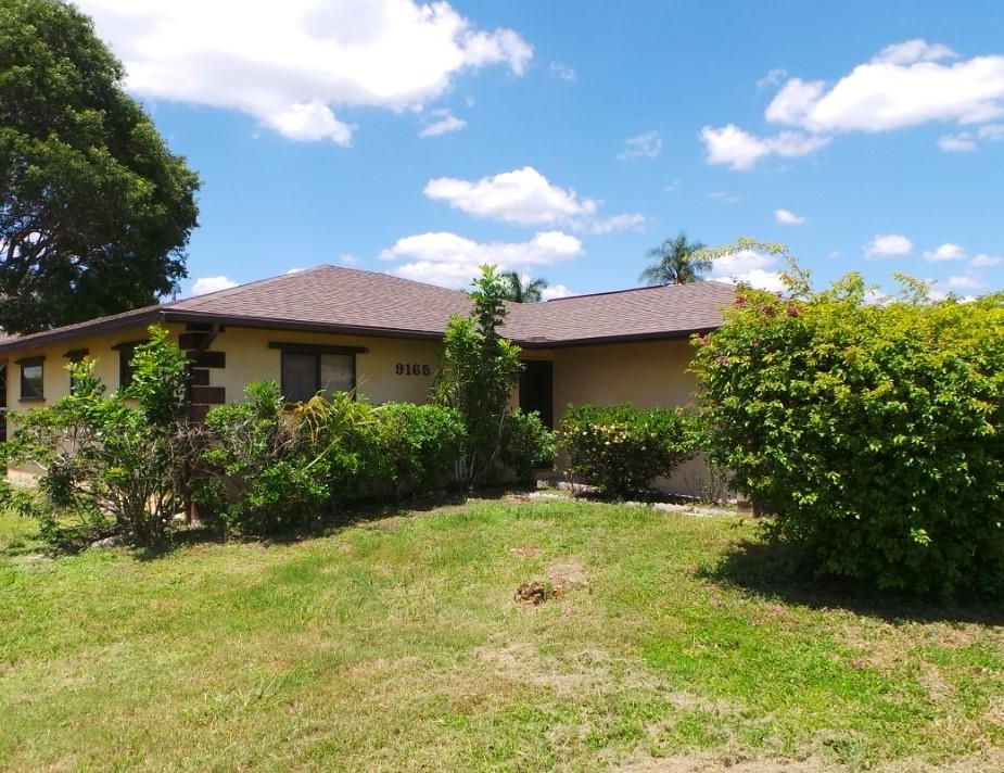 Pineapple Rd, Fort Myers, FL 33967, Foreclosure 180,000 3BD / 2BH