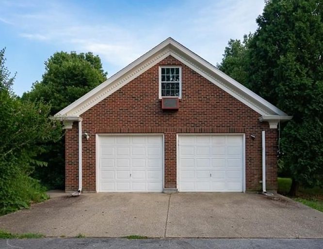 Buttontown Rd, Greenville, IN 47124, Foreclosure 159,900 3BD / 4BH