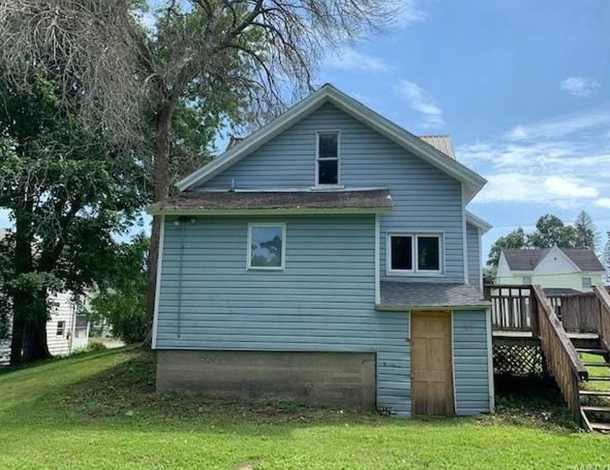 Park St, Springville, NY 14141, Foreclosure 51,000 3BD / 1BH