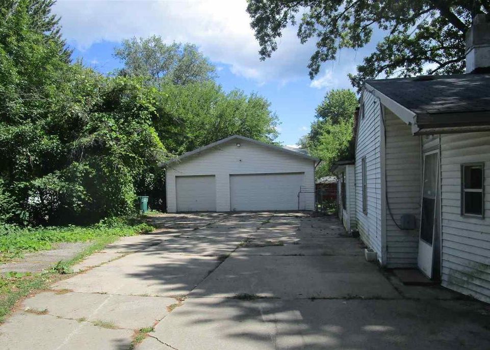 Union Lake Rd, Harrison Township, MI 48045, Foreclosure 49,900 3BD