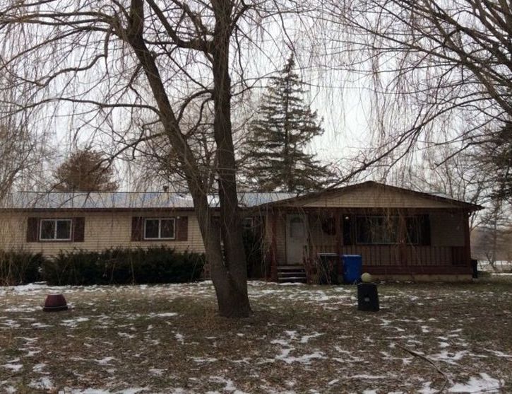 Red Oaks Dr, Howell, MI 48843, Foreclosure 102,000 3BD / 1BH