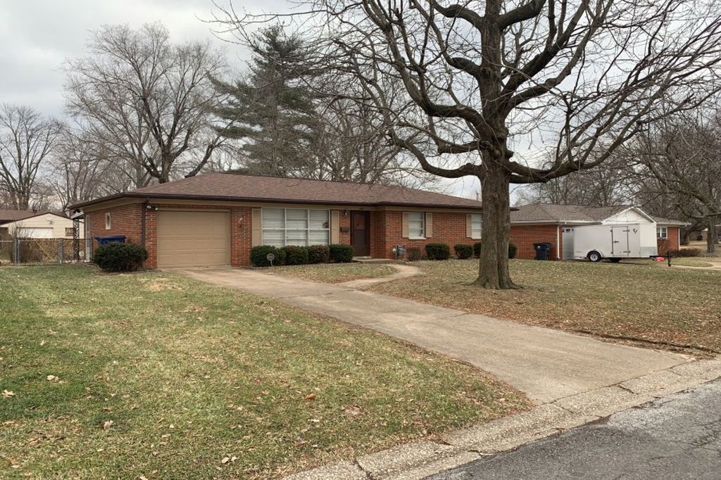 Brittany Ln, Belleville, IL 62223, Foreclosure 116,000 3BD / 1BH