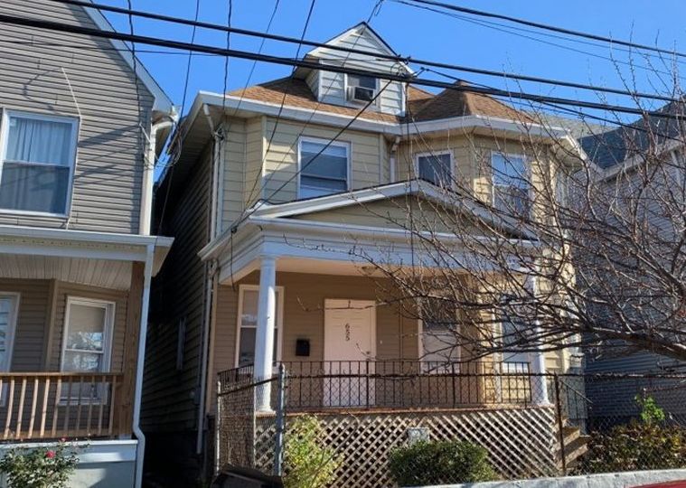 E 26th St, Paterson, NJ 07504, Foreclosure 184,900 5BD / 2BH Foreclosure Listing 29862042