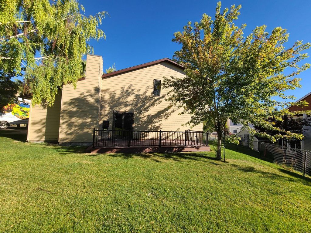 Coventry Ct, Helena, MT 59601, Foreclosure 189,900 2BD / 2BH