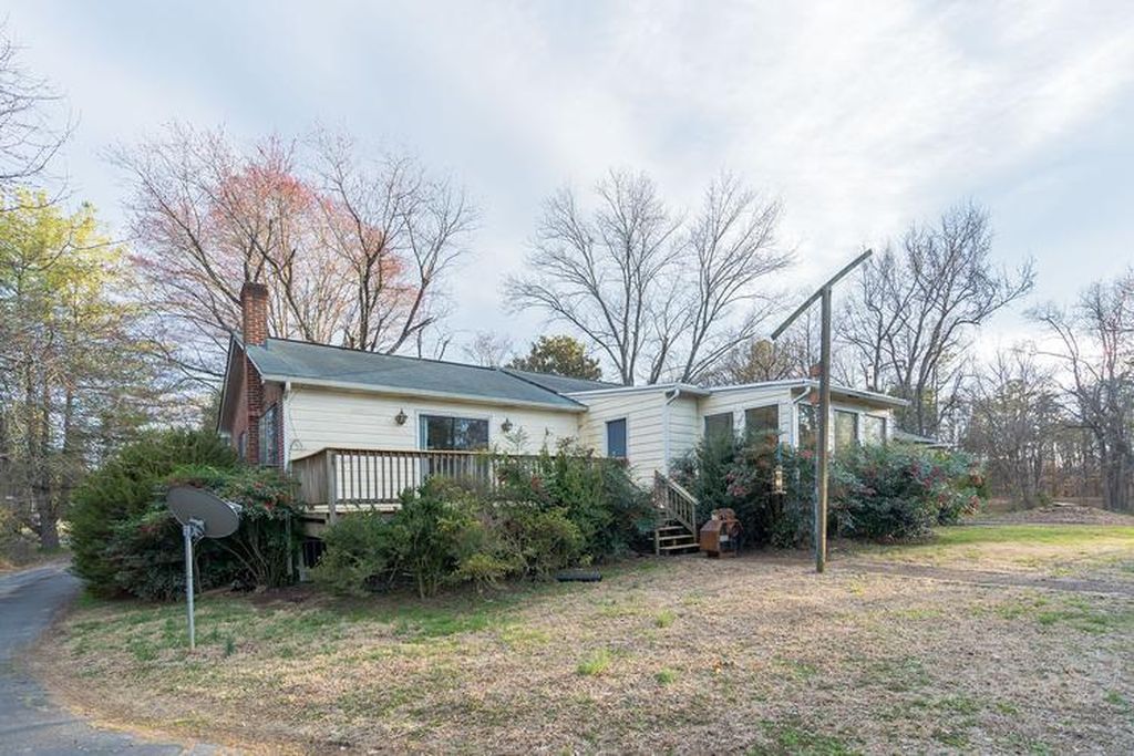 River Rd W, Goochland, VA 23063, Foreclosure 147,900 3BD / 3BH