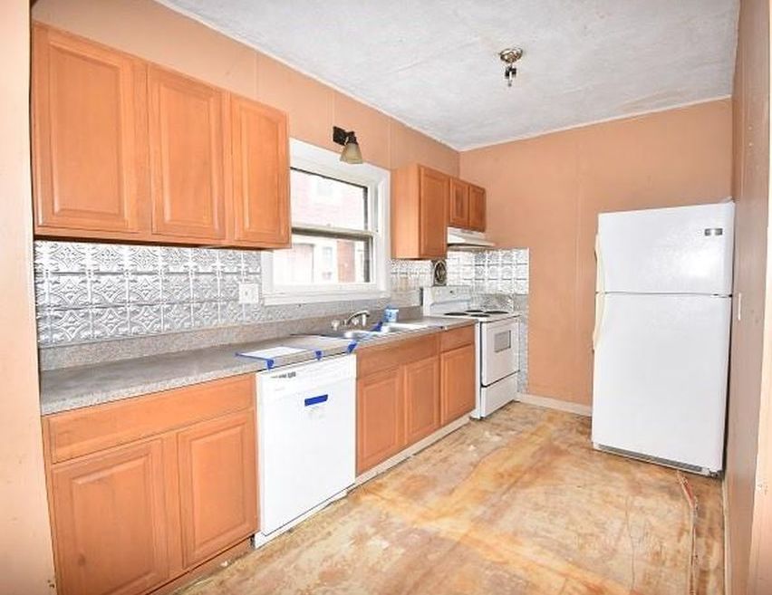 S Meadow St, Watertown, NY 13601, Foreclosure Call 3BD / 1BH