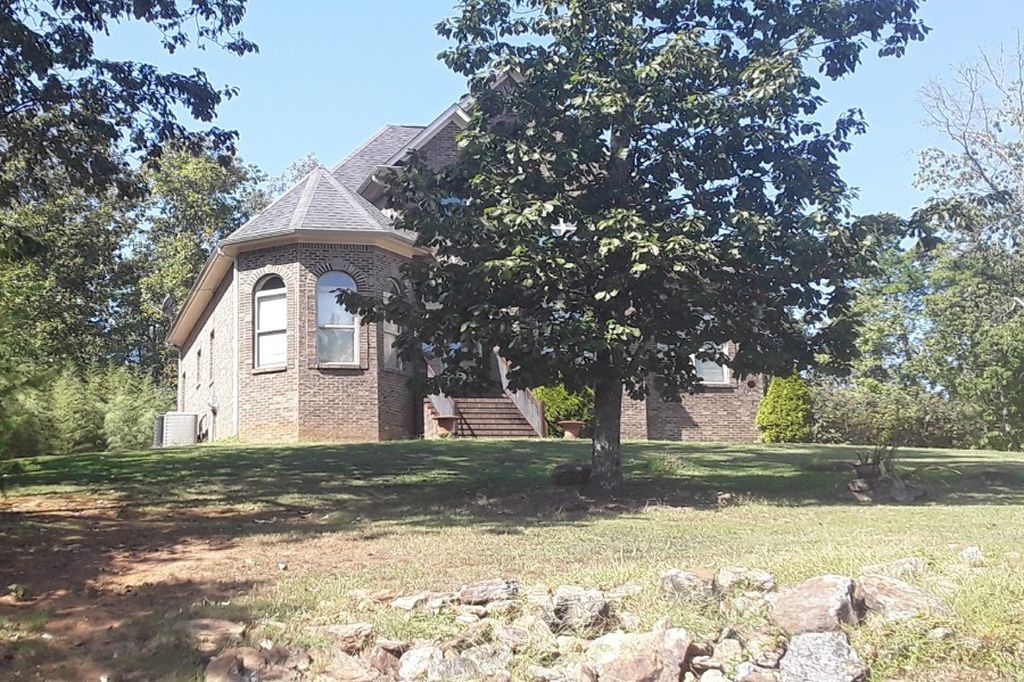 Lakeview Dr, Pinson, AL 35126, Foreclosure 213,300 4BD / 3.5BH Foreclosure Listing 29869055