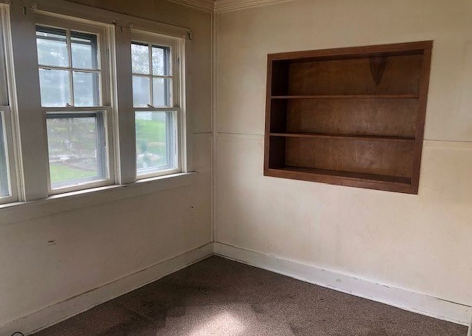 Clover Ave, Marion, OH 43302, Foreclosure 67,500 3BD / 2BH