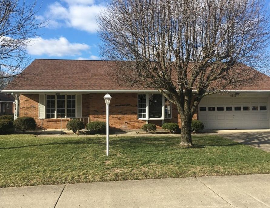 Willow Creek Dr, Dayton, OH 45424, Foreclosure 136,000 2BD / 2BH