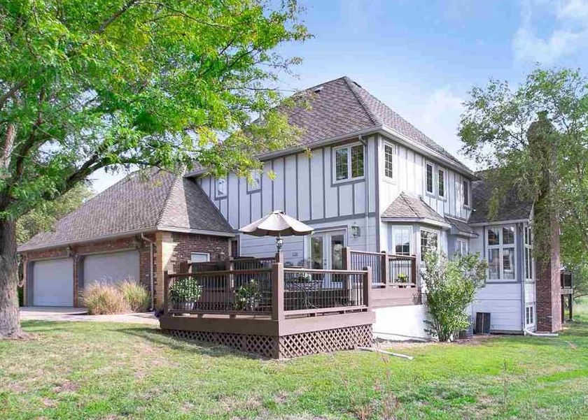 Terradyne Cir, Andover, KS 67002, Foreclosure 600,000 5BD / 5BH