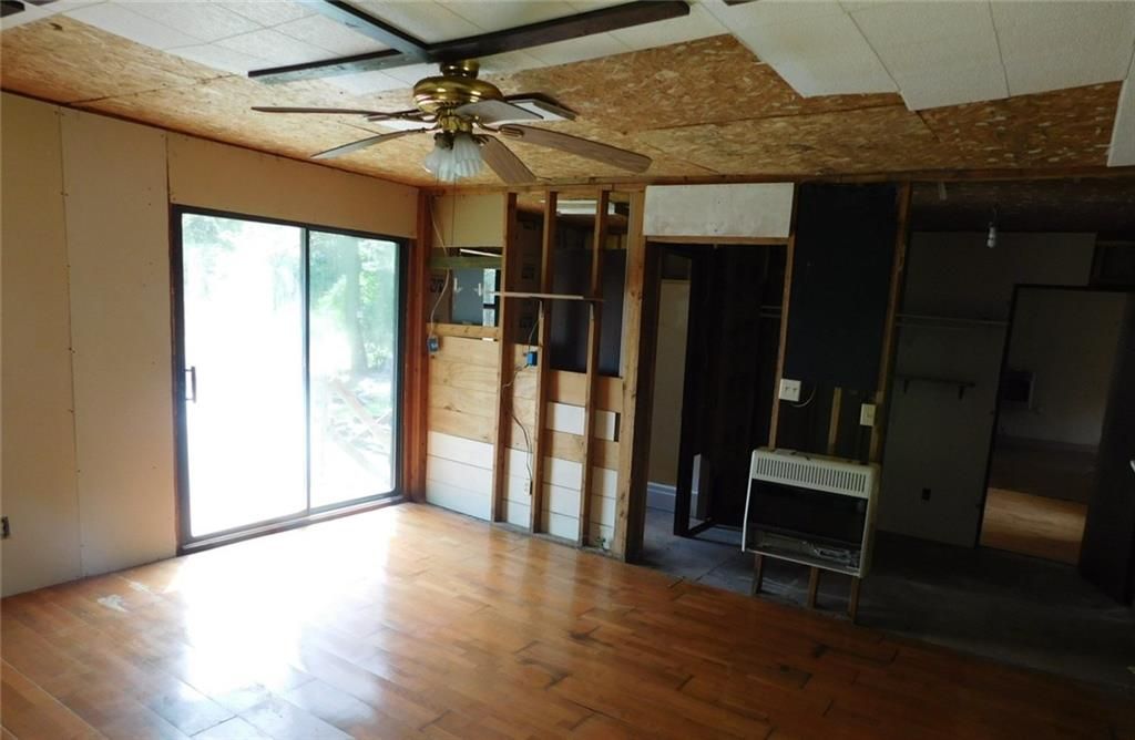 N Fox Hunter Rd, Fayetteville, AR 72701, Foreclosure 120,000 3BD