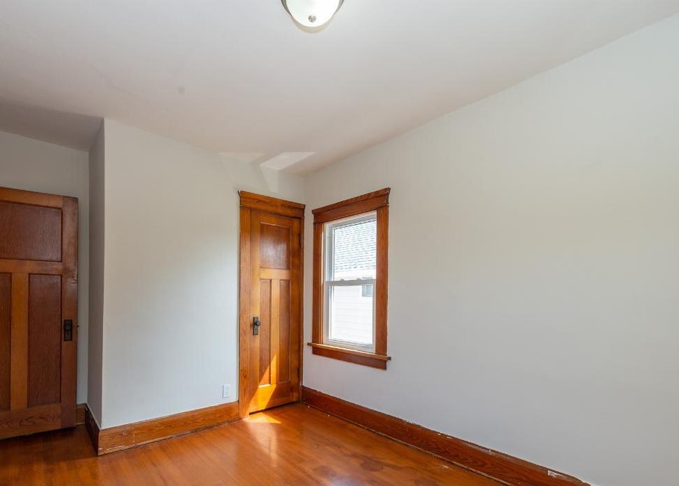 Harriet St, Racine, WI 53404, Foreclosure 87,993 3BD / 1BH