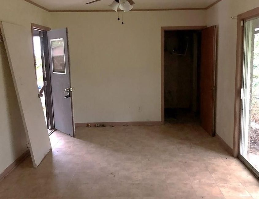 Hyde Park Pl, Shreveport, LA 71108, Foreclosure 54,900 3BD / 1BH