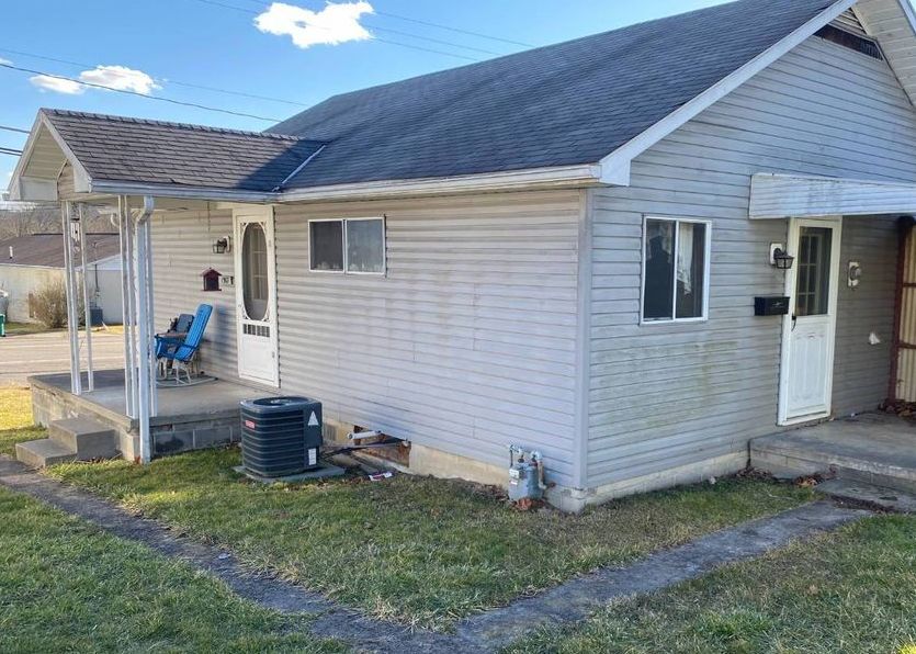 Locust Ave, Fairmont, WV 26554, Foreclosure Call 2BD / 1BH