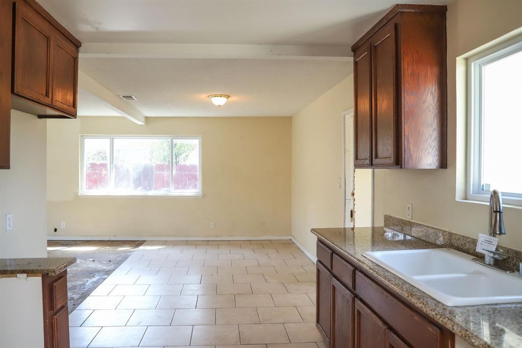 Property #30048197 Photo