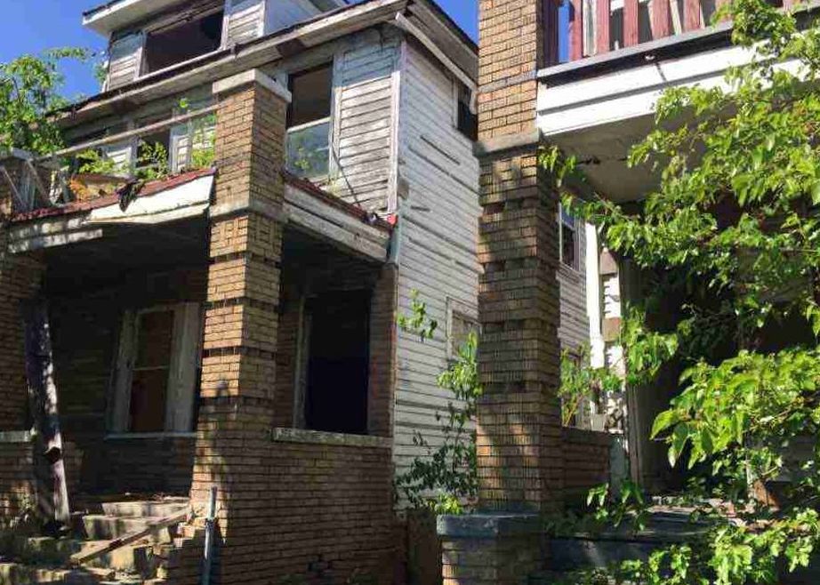 Mcdougall St, Hamtramck, MI 48212, Foreclosure 64,000 4BD / 2BH