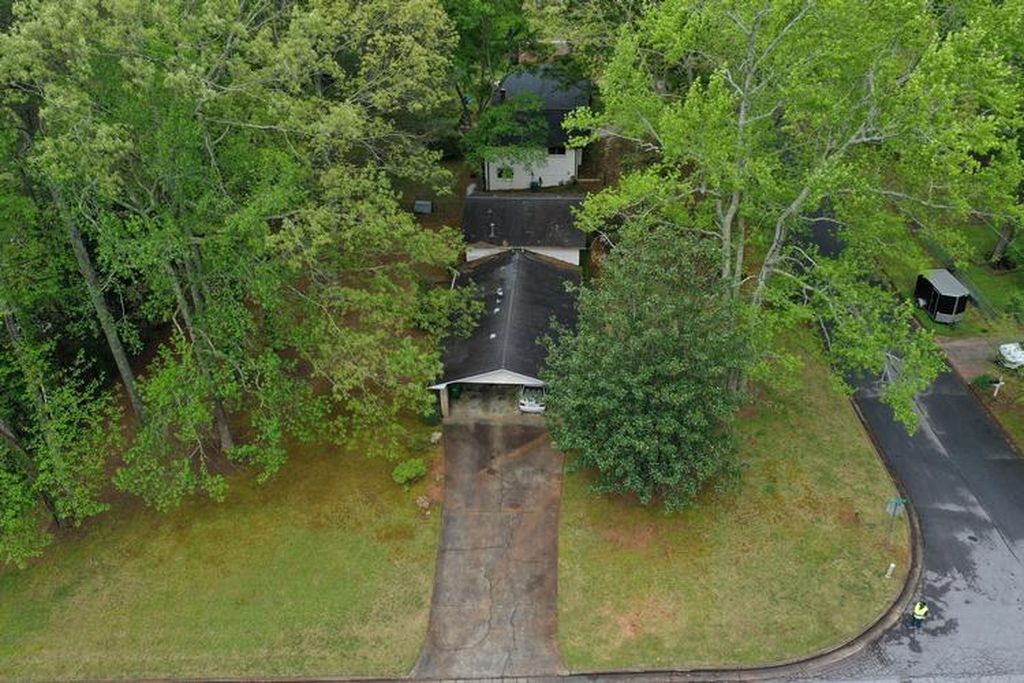 Waterview Ln, Stone Mountain, GA 30088, Foreclosure Call 3BD / 2BH