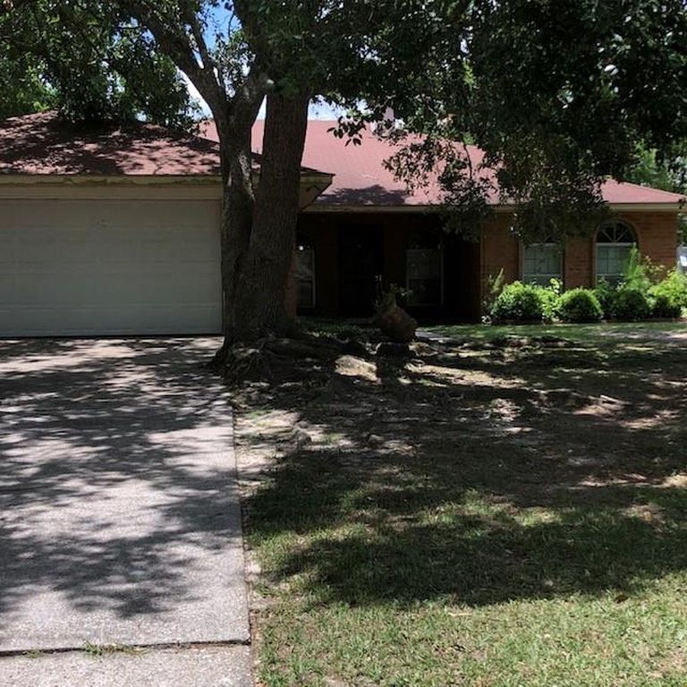 Lake Village Blvd, Slidell, LA 70461, Foreclosure 189,000 4BD