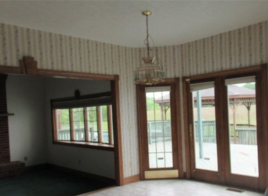 Baumhart Rd, Amherst, OH 44001, Foreclosure 412,650 3BD / 3BH