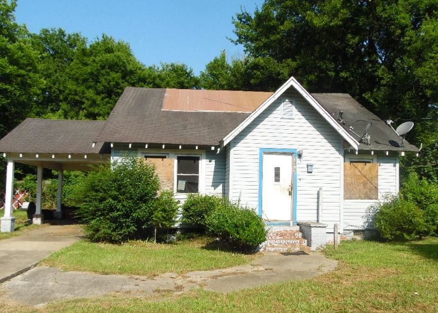 San Juan Ave, Macon, GA 31206, Foreclosure Call 3BD / 1BH