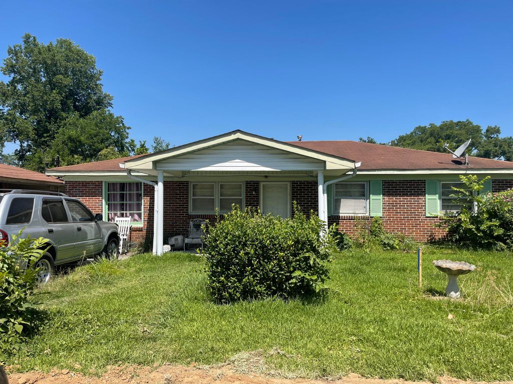 Albany Ave, Augusta, GA 30901, Foreclosure 72,000 4BD / 3BH