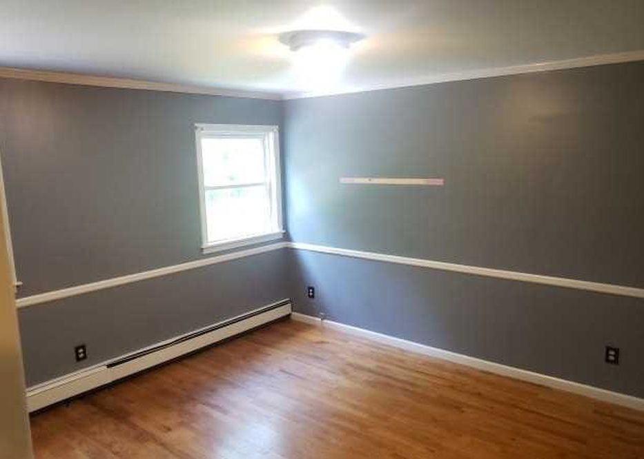 Lauer Rd, Poughkeepsie, NY 12603, Foreclosure 269,900 3BD / 2BH