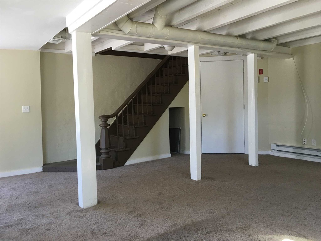 East St, Beacon, NY 12508, Preforeclosure 240,000 5BD / 2BH