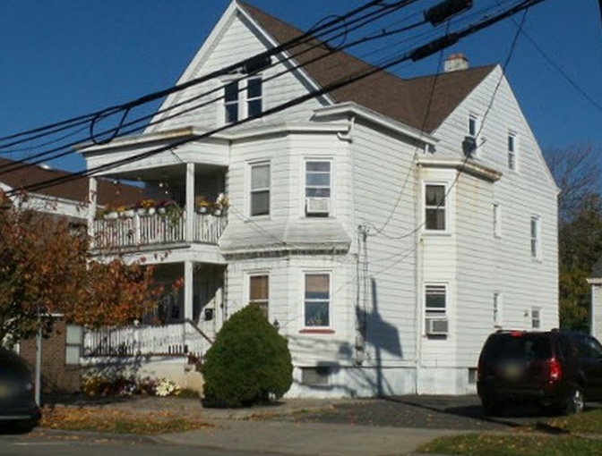 Lakeview Ave, Clifton, NJ 07011, Preforeclosure 394,000