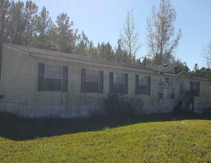 Musselwhite Rd, Callahan, FL 32011, Preforeclosure 68,000 3BD