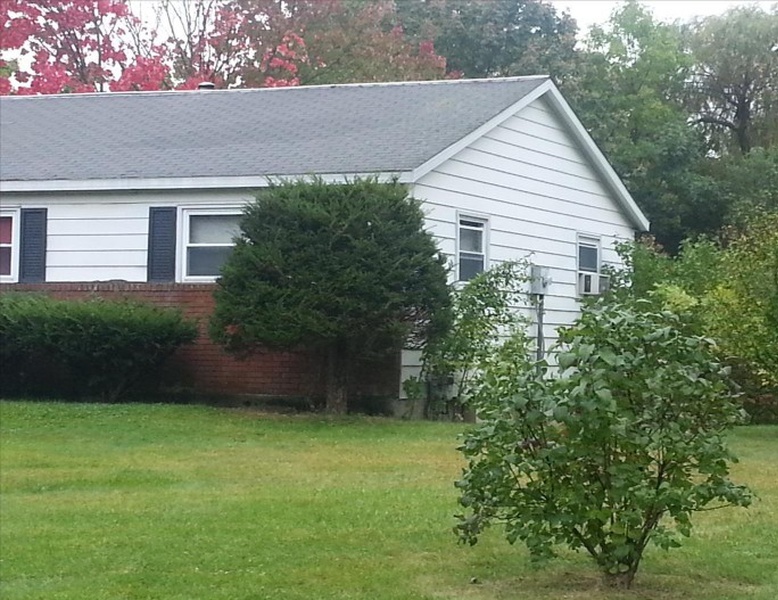 Walden Gln, Ballston Lake, NY 12019, Preforeclosure 273,492 3BD