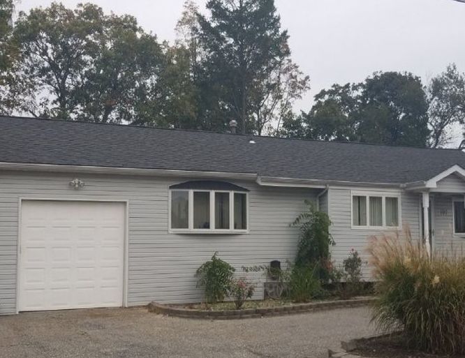 Silver St, West Babylon, NY 11704, Preforeclosure 382,000 1BD