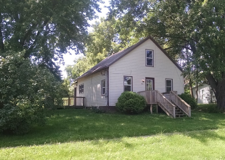 E Main St, Letts, IA 52754, Preforeclosure 90,300 3BD / 1.5BH