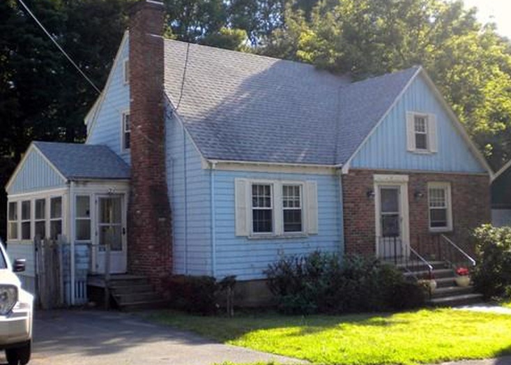 Swampscott Ave, Swampscott, MA 01907, Preforeclosure 438,000 3BD