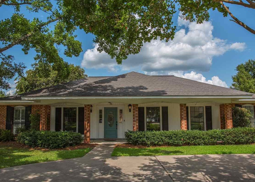 Cuba Blvd, Monroe, LA 71201, Preforeclosure 328,600 3BD / 3BH