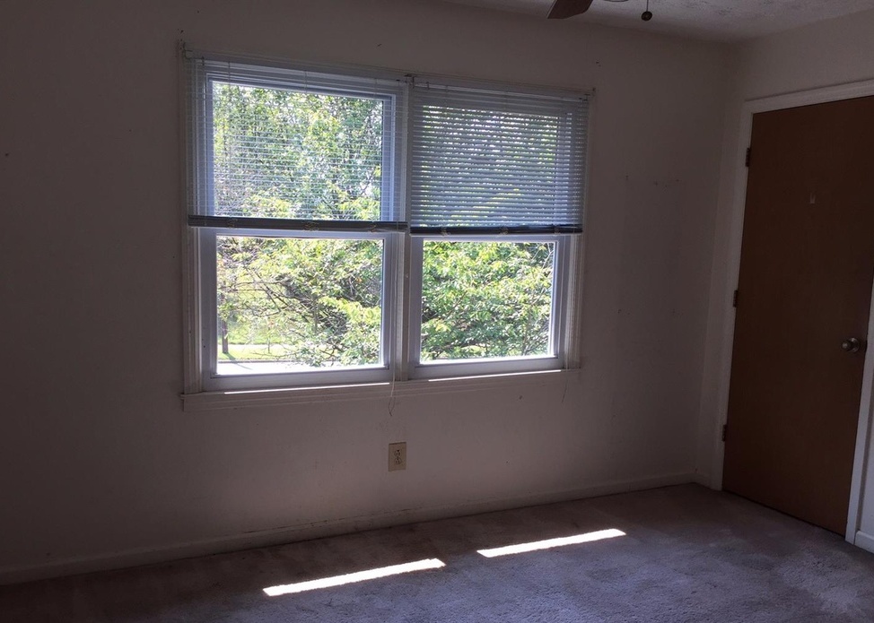 Squires Rd, Lexington, KY 40515, Preforeclosure 184,800 4BD / 2