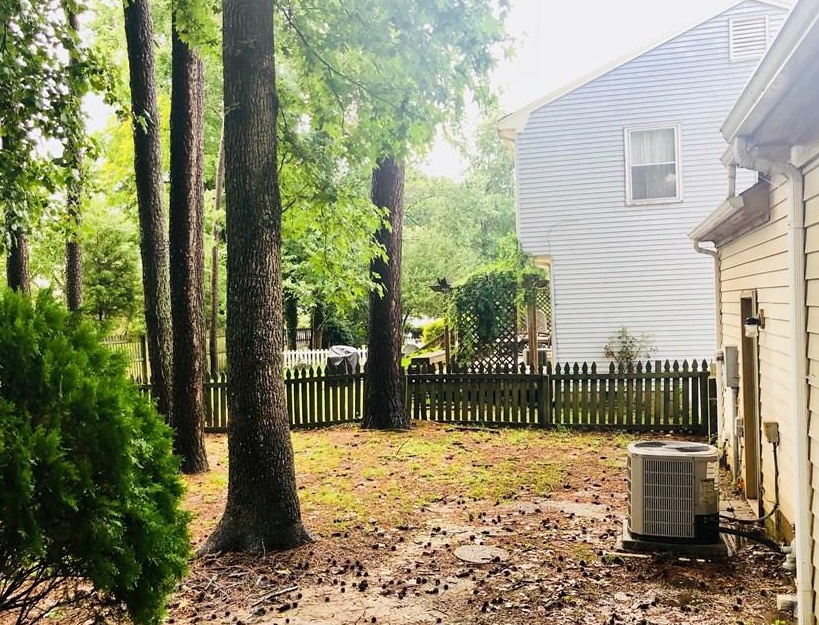 Banks Ln, Newport News, VA 23608, Preforeclosure 157,100 3BD / 2BH