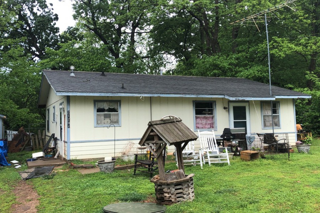 Dawn Hill East Rd, Siloam Springs, AR 72761, Preforeclosure 204,767