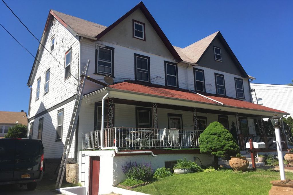 5th Ave, New Rochelle, NY 10801, Preforeclosure 423,500 4BD / 2BH