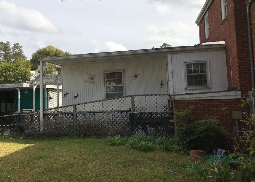 N Mcmillan Ave, Lumberton, NC 28358, Preforeclosure 107,100 3BD