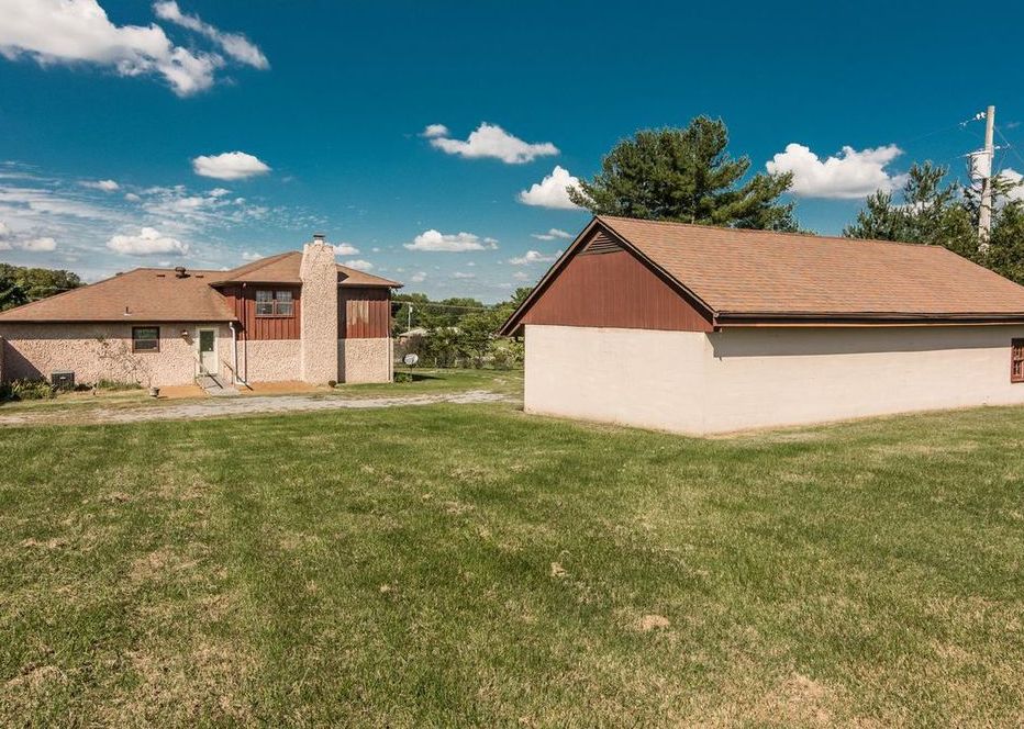 Hartsville Pike, Gallatin, TN 37066, Preforeclosure 372,900 4BD