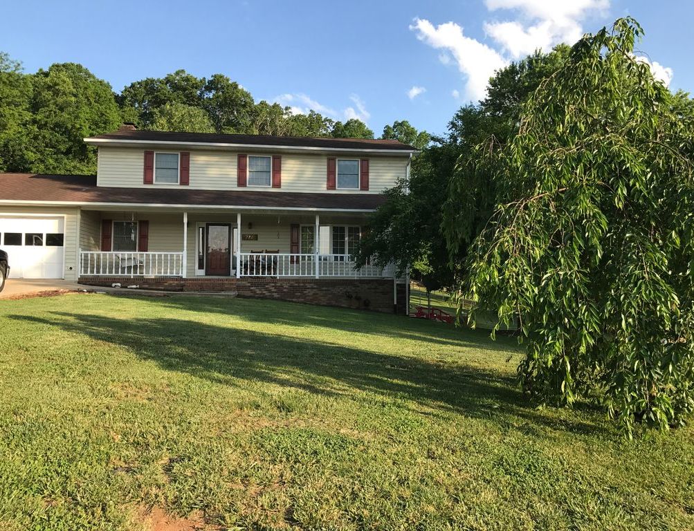 S Sherbrooke Cir, Mount Carmel, TN 37645, Preforeclosure 199,200 4BD / 3BH Preforeclosure