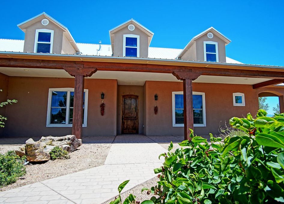 Isleta Blvd Sw, Albuquerque, NM 87105, Preforeclosure 316,400 4BD