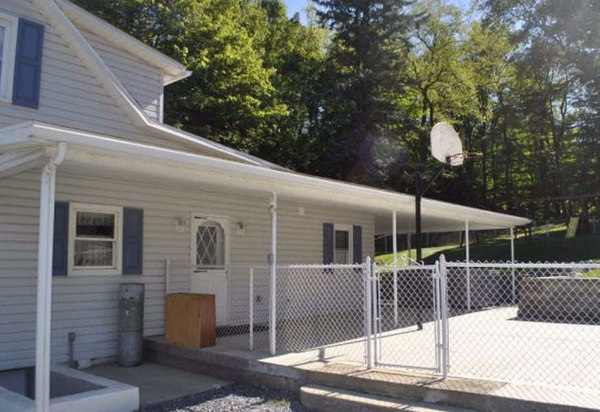 William Penn Ave, Johnstown, PA 15909, Preforeclosure 65,300 4BD