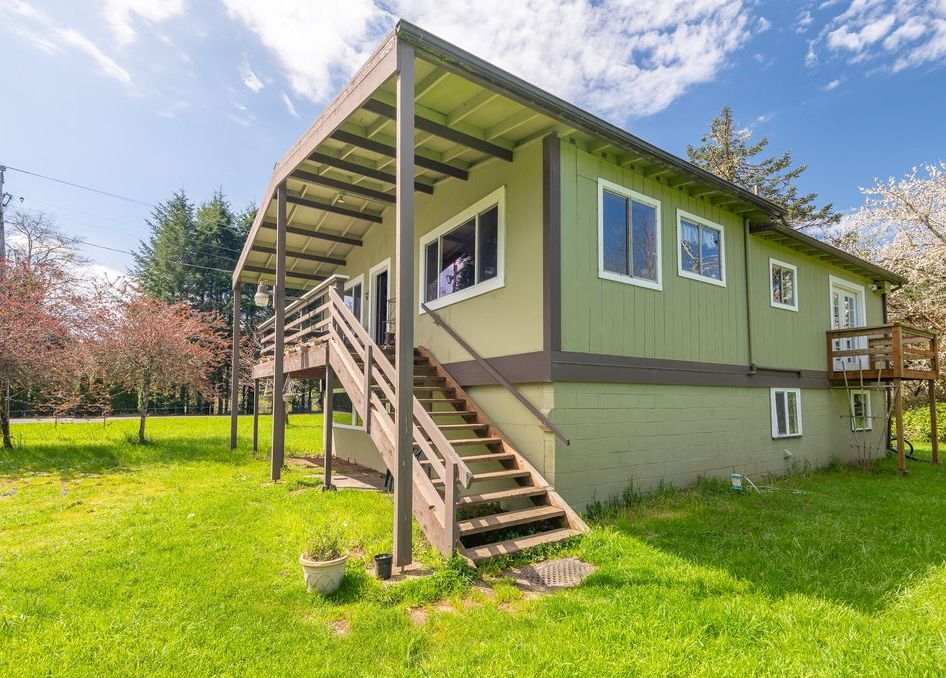 Siletz Hwy, Siletz, OR 97380, Preforeclosure 288,600 3BD / 1BH